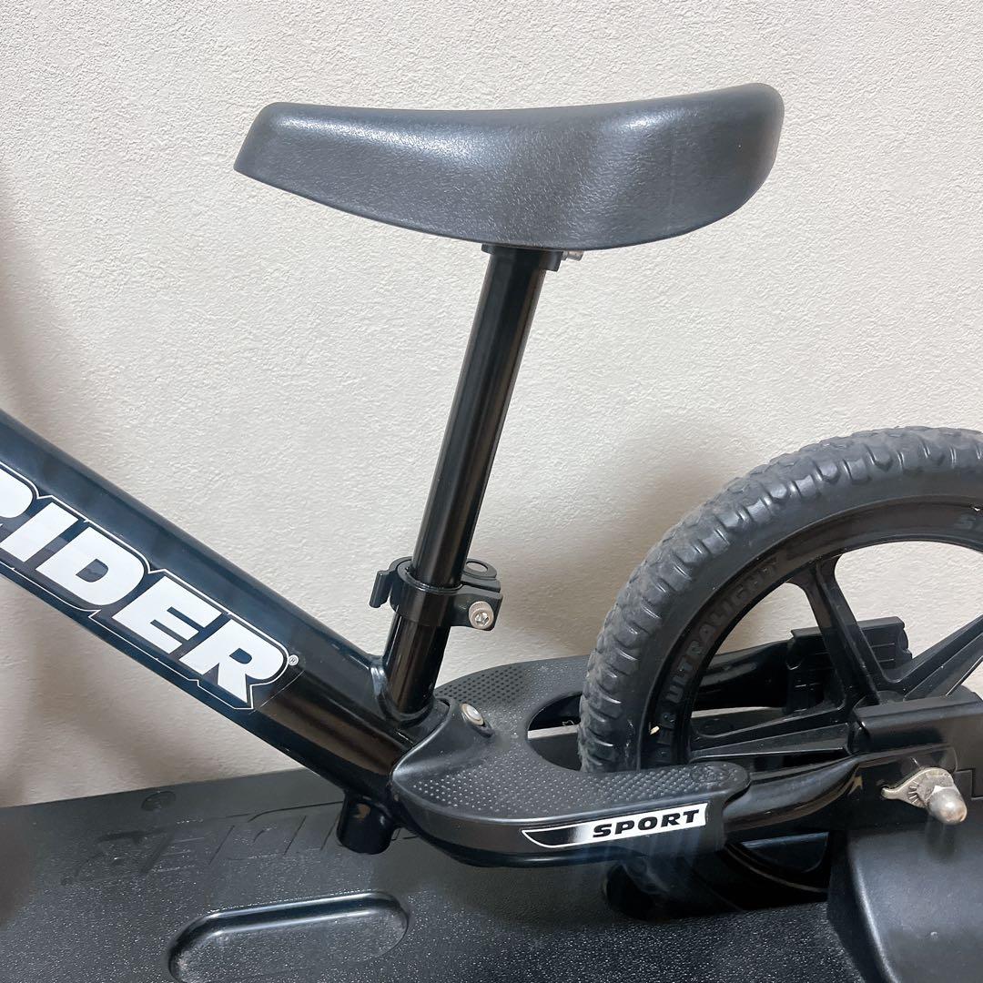 【良品】ストライダー ブラック スポーツモデル　12インチ　ロッキングベース付