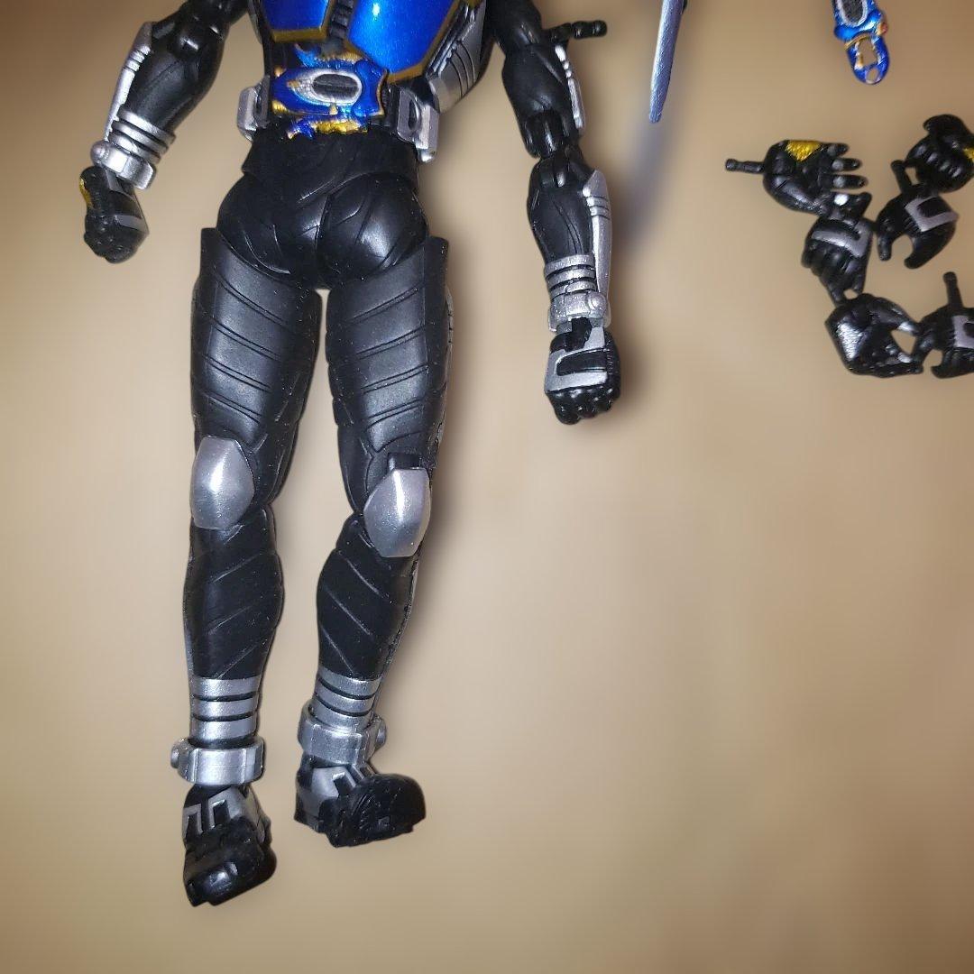 d*3様 フィギュアーツ 真骨彫 仮面ライダーガタック ジャンク