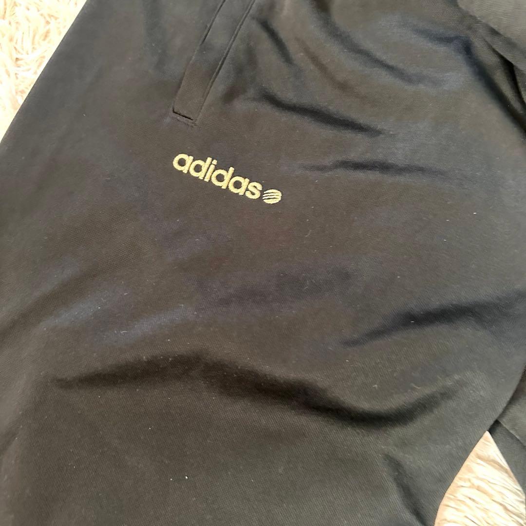 adidas【ゴールドロゴ】【サイドマーク】ブラックジャージ