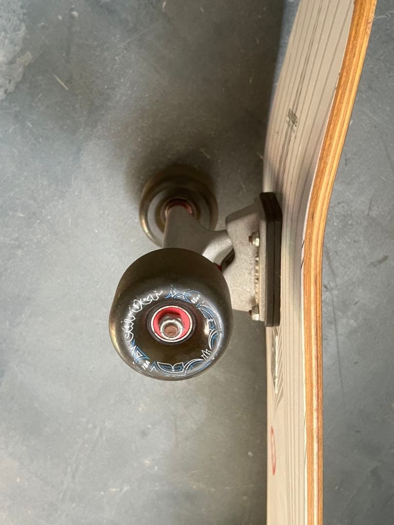 Carver SK8 Tylor Knox サーフスケート