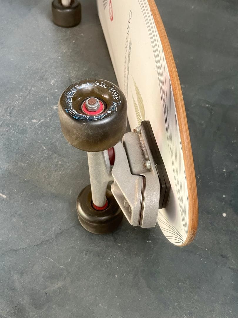 Carver SK8 Tylor Knox サーフスケート