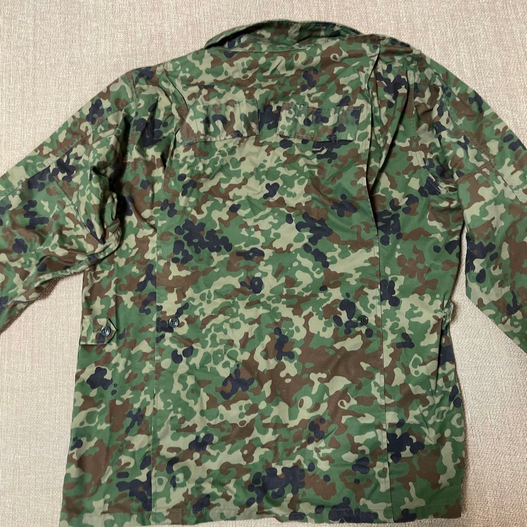 迷彩服セット ジャケットとパンツ