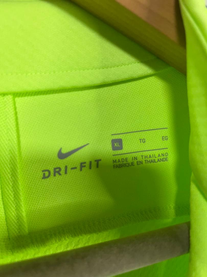 NIKE ナイキ　バルサ　バルセロナ　長袖　トレーニングウェア