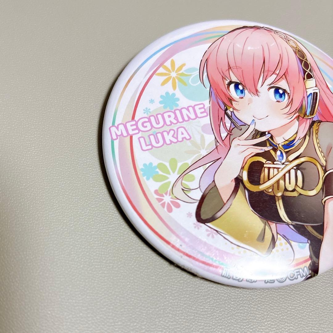 日*4様 巡音ルカ よみうりランド 初めての出会い ビッグ缶バッジ