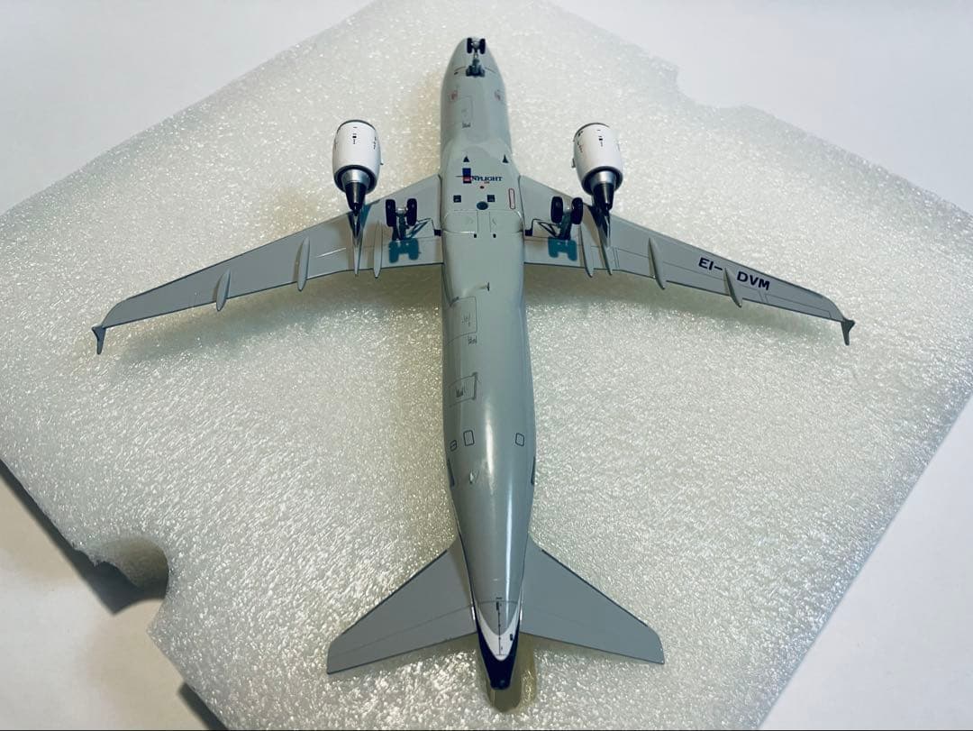 エアリンガス AIRBUS A320 1/200 航空模型