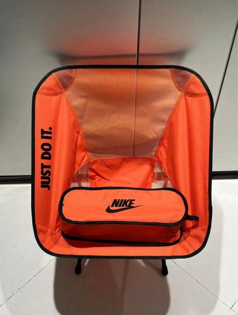 希少【非売品】NIKE Camping Chair オレンジ 黒