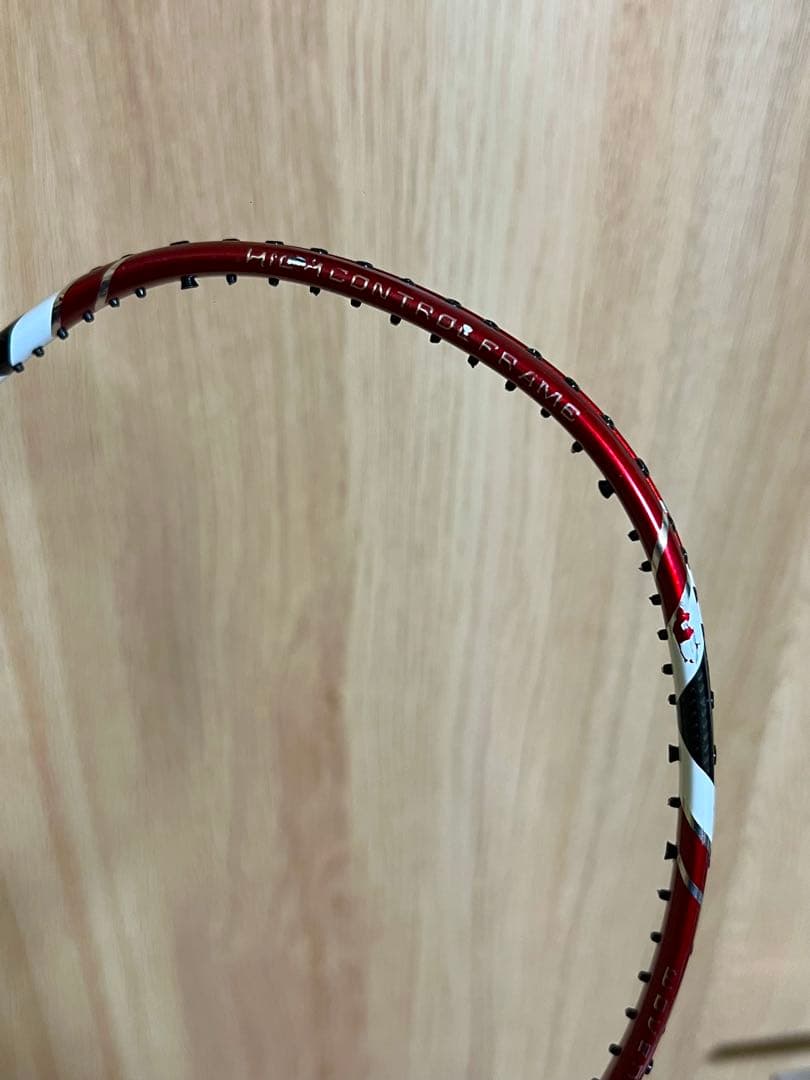 バドミントンラケット TORNADO 800