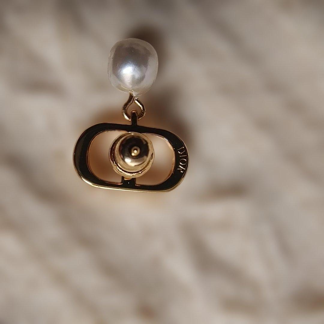 DIOR ゴールド パール ピアス