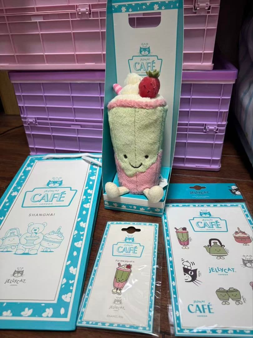 ジェリーキャット上海カフェ限定 ぬいぐるみ イチゴラテ特典付き