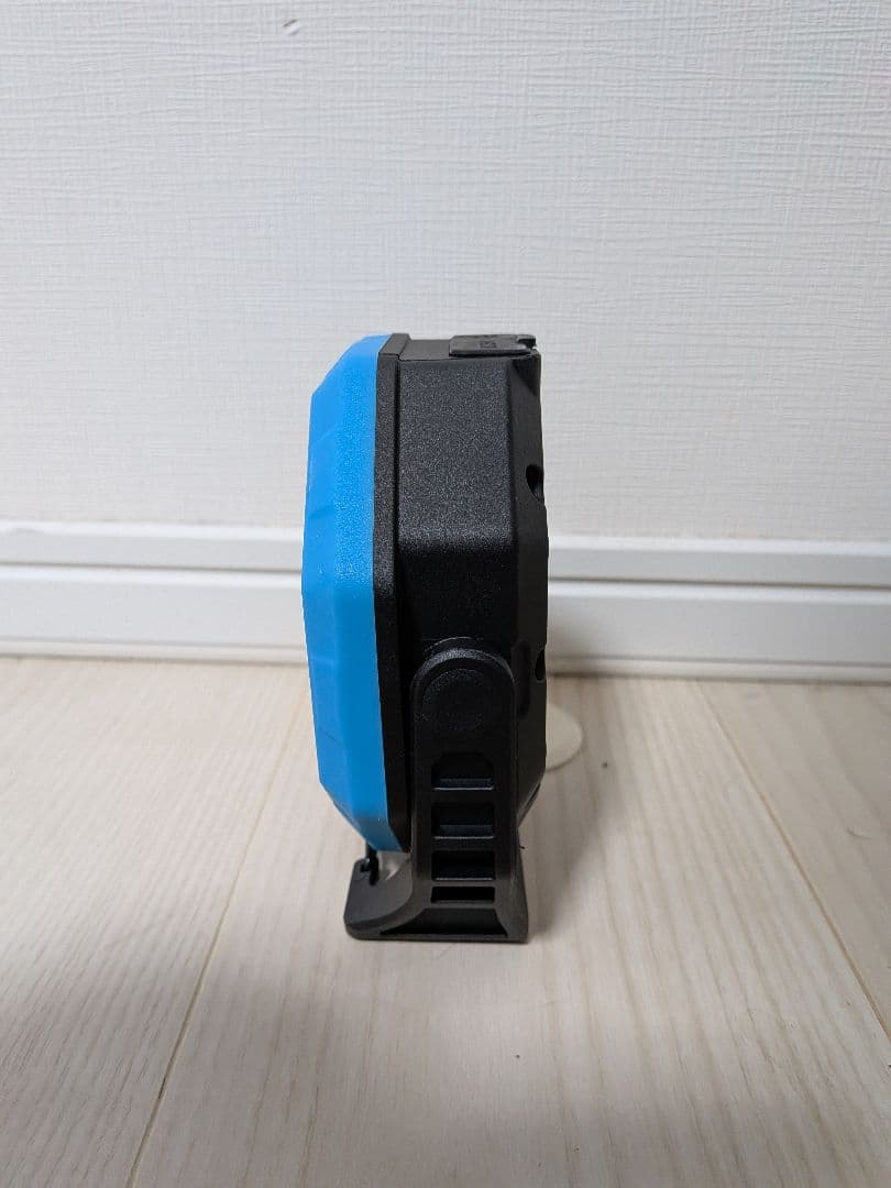 YC-T30S 充電式ポータブル投光器