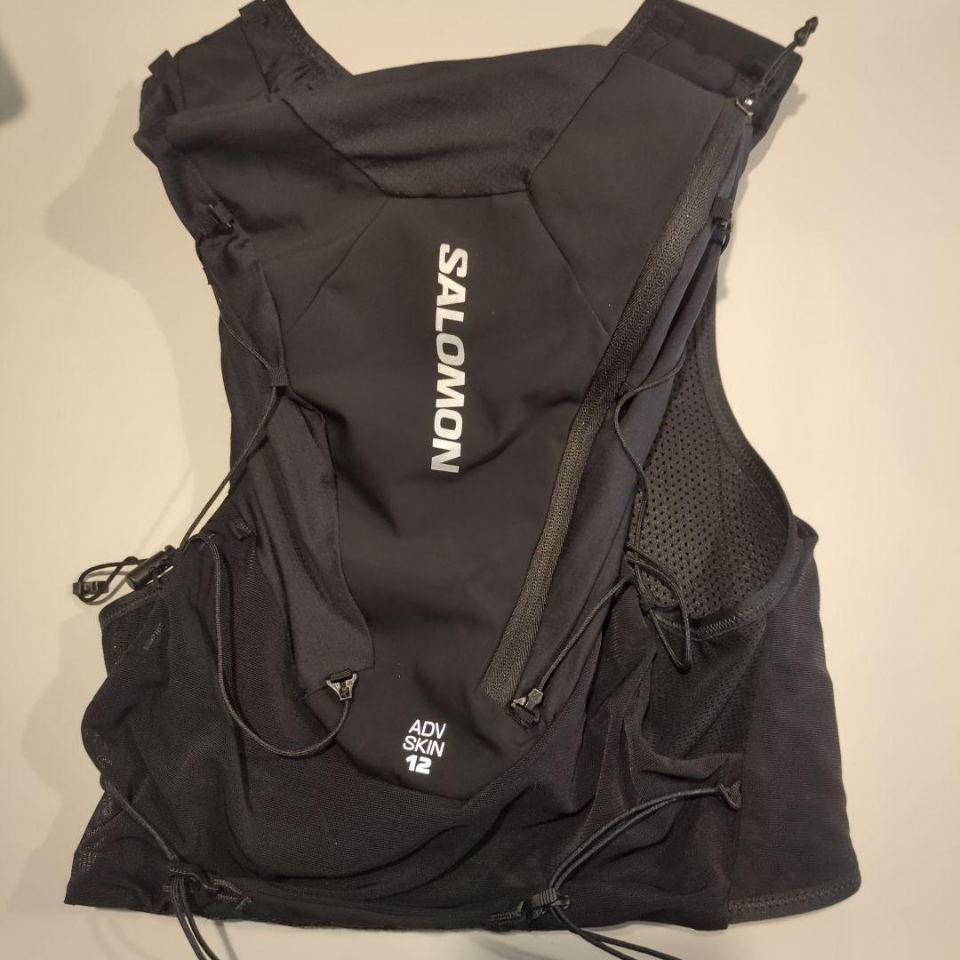 SALOMON ADV SKIN 12 バックパック M ブラック