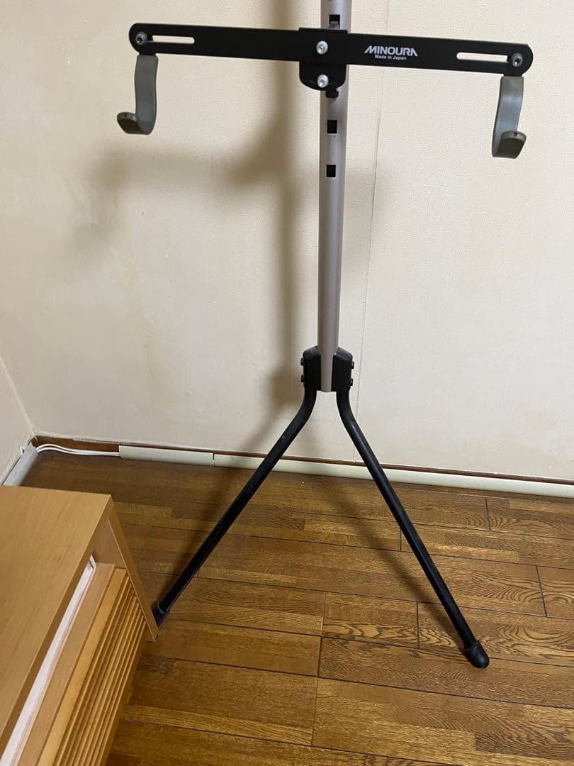MINOURA グラビティスタンド　壁もたれ式2段型