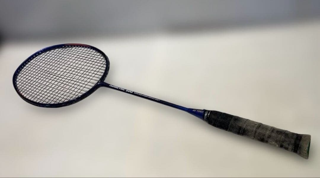 ヨネックスYONEXISOMETRIC500 バトミントン　ラケット　ケース込み