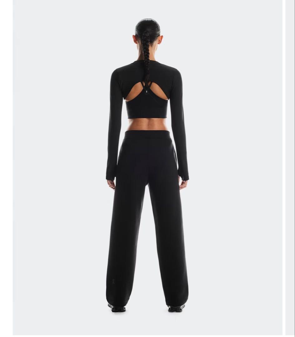 【美品】【新品】On Focus Tech Sweatpants