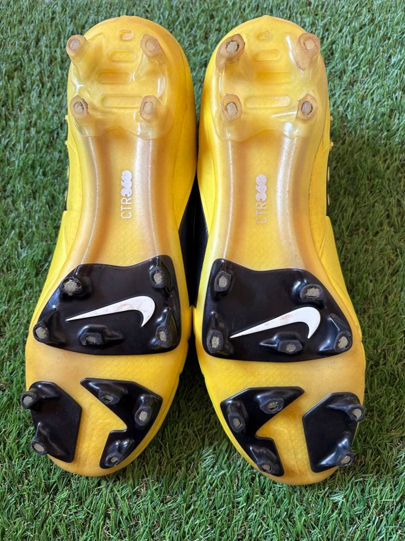 ナイキ CTR360マエストリ3 FG