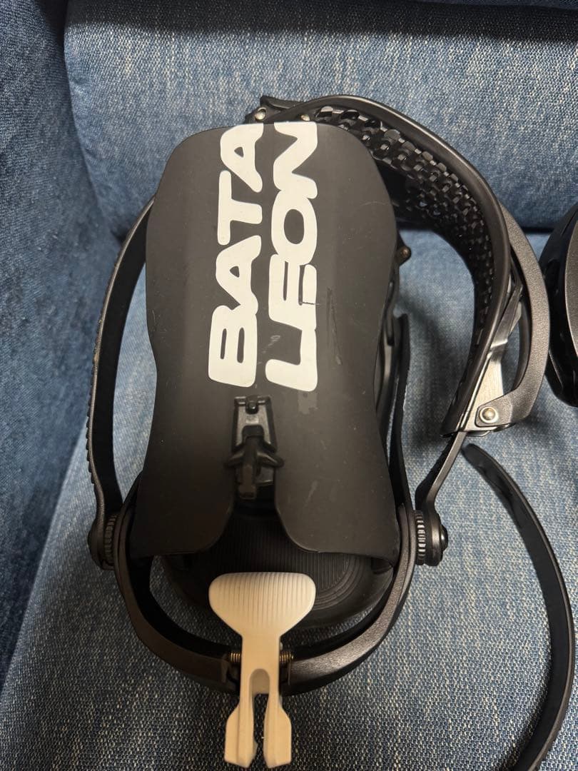 BATA LEON スノーボードビンディング