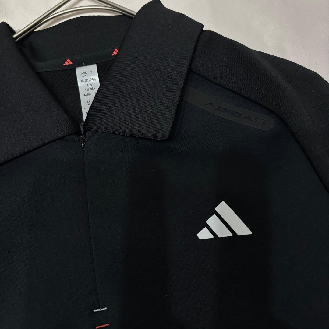 新品adidasゴルフスリーライン入りポロシャツ　アーカイブグラフィックスカート