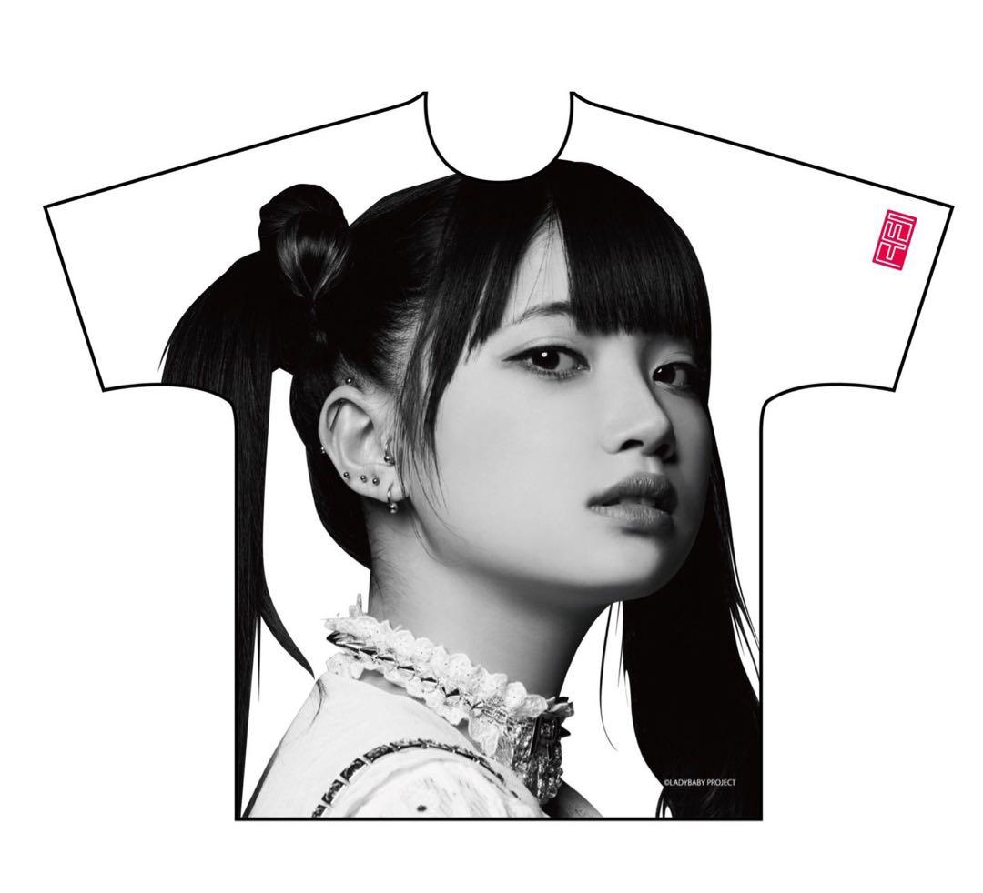 黒宮れい　れいりえ　Tシャツ