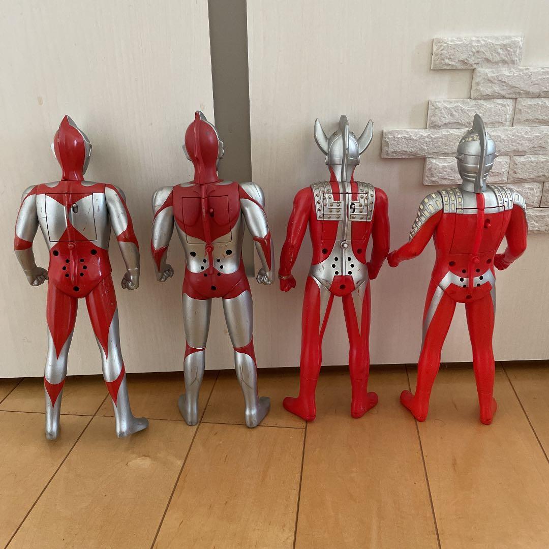 ウルトラマン4体　レア本　希少　巨大　約28センチ　ソフビ　90' レトロ