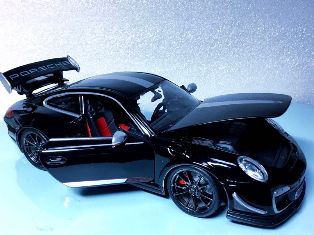 ⭐️お買い得‼️ ミニカー　ポルシェ　1/18