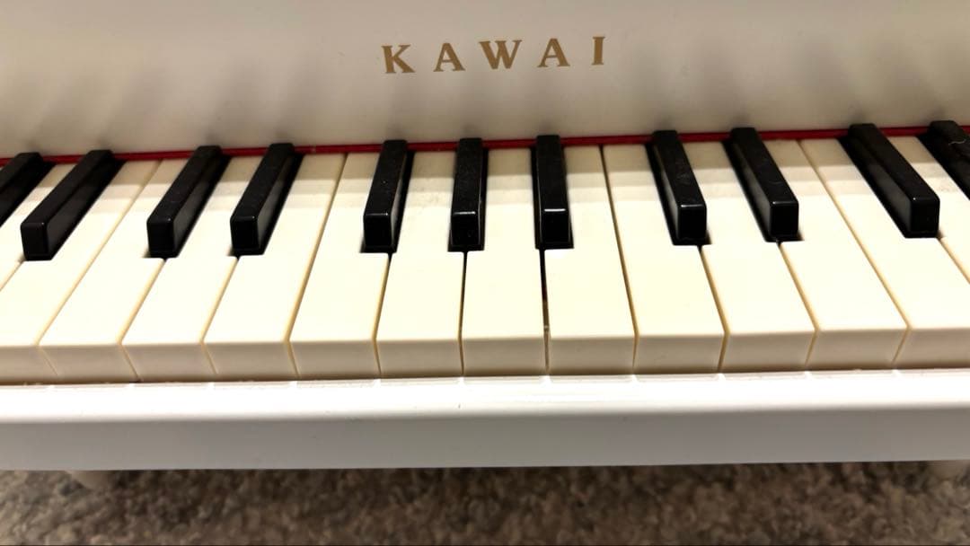 大幅値下げ中★KAWAI ミニピアノ ホワイト