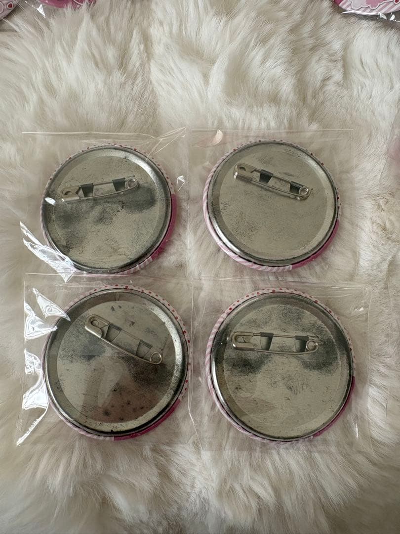 すとぷり　さとみ　すとめも7 缶バッジ　42個　サイン付きあり　　※まとめ買い