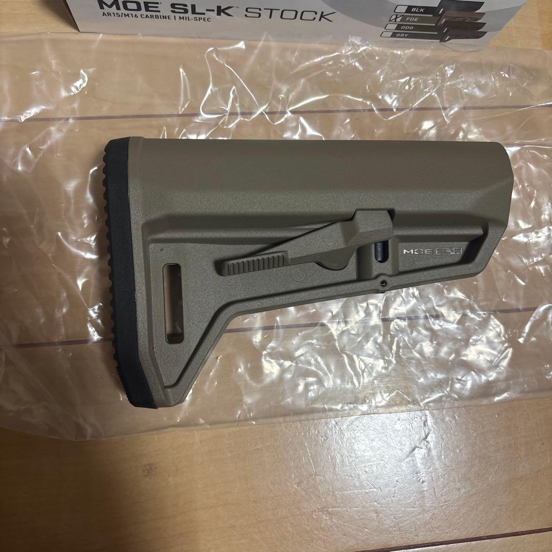 実物　MAGPUL MOE SL-K STOCK FDE