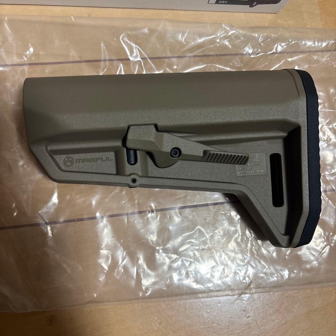 実物　MAGPUL MOE SL-K STOCK FDE