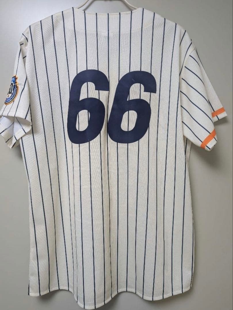 ファイターズ50周年記念 ユニフォーム 万波選手　Lサイズユニフォーム