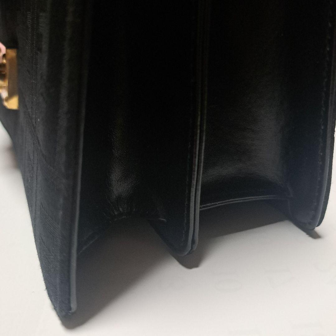 Fendi ロゴ ハンドバッグ ブラック