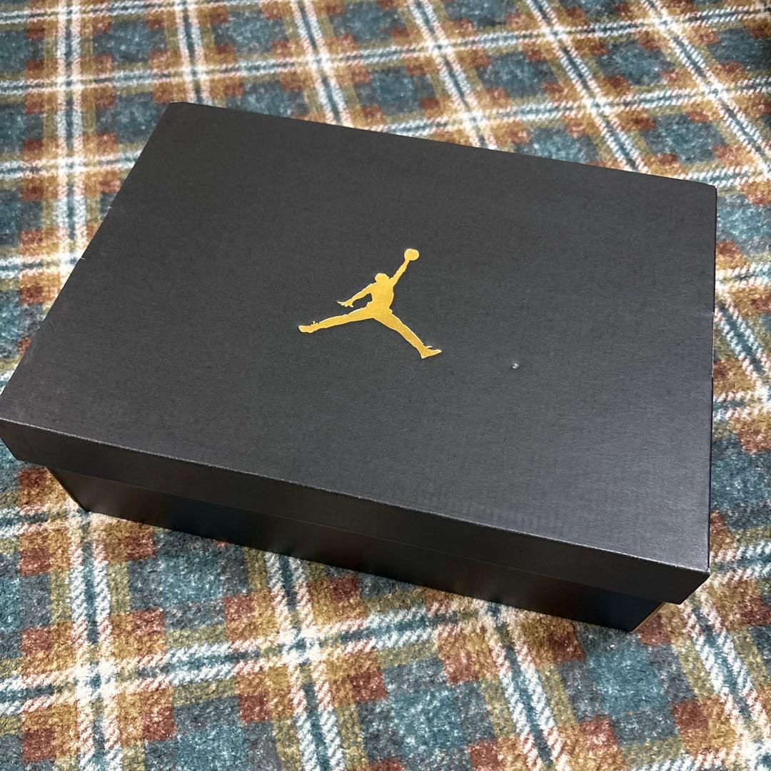 Jordan ブラック/レッド ハイカットシューズ