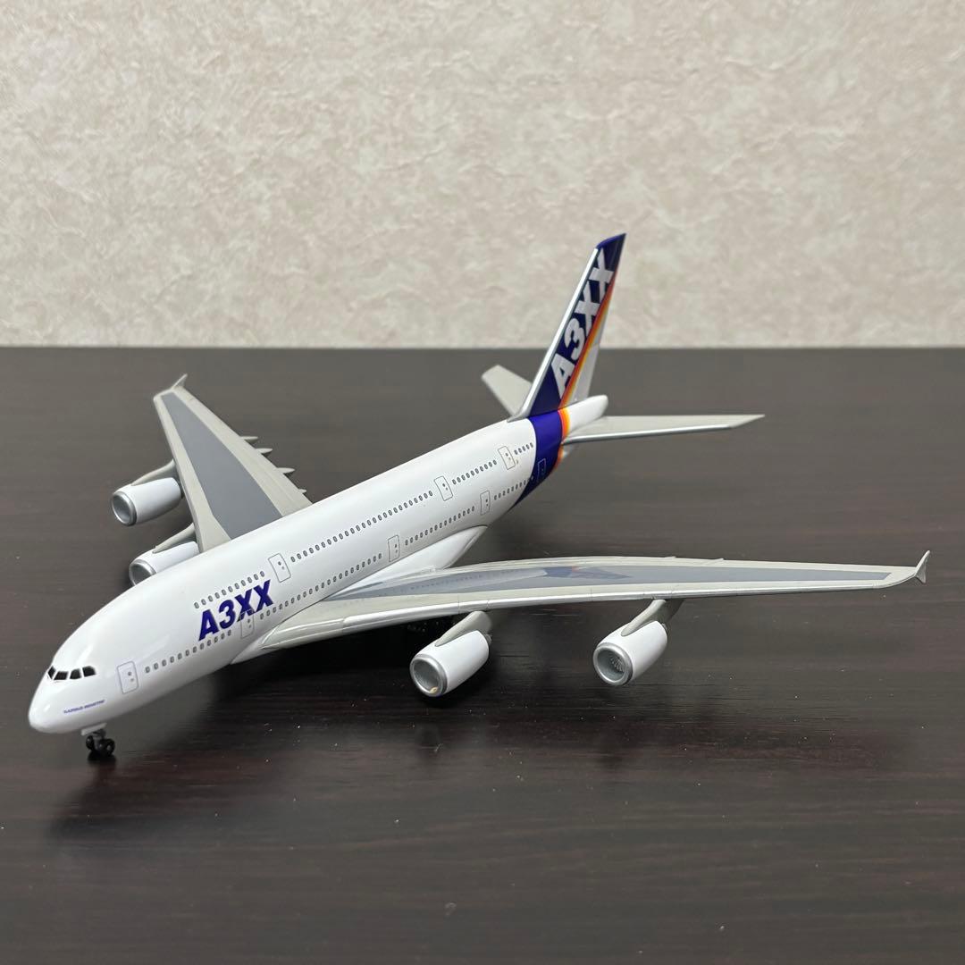 \"ハウスカラー\" エアバス・インダストリー A380 A3XX 1/400
