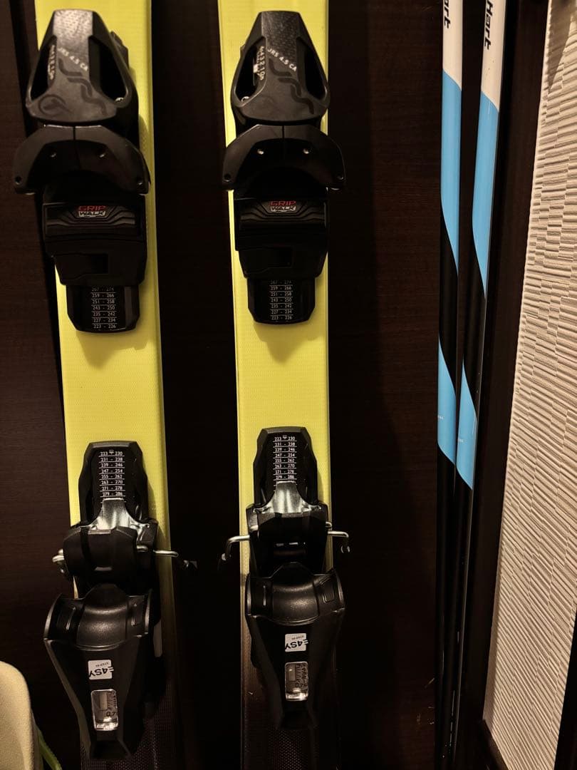 【HEAD SUPER SHAPE】 スキー板【127cm】とポール、ブーツ