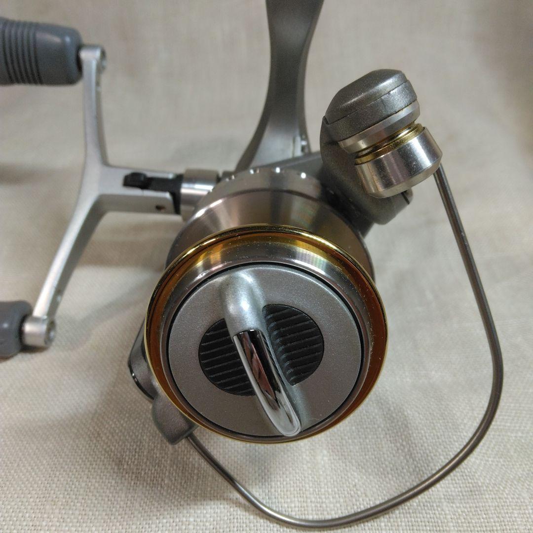 SHIMANO STELLA 3000 スピニングリール