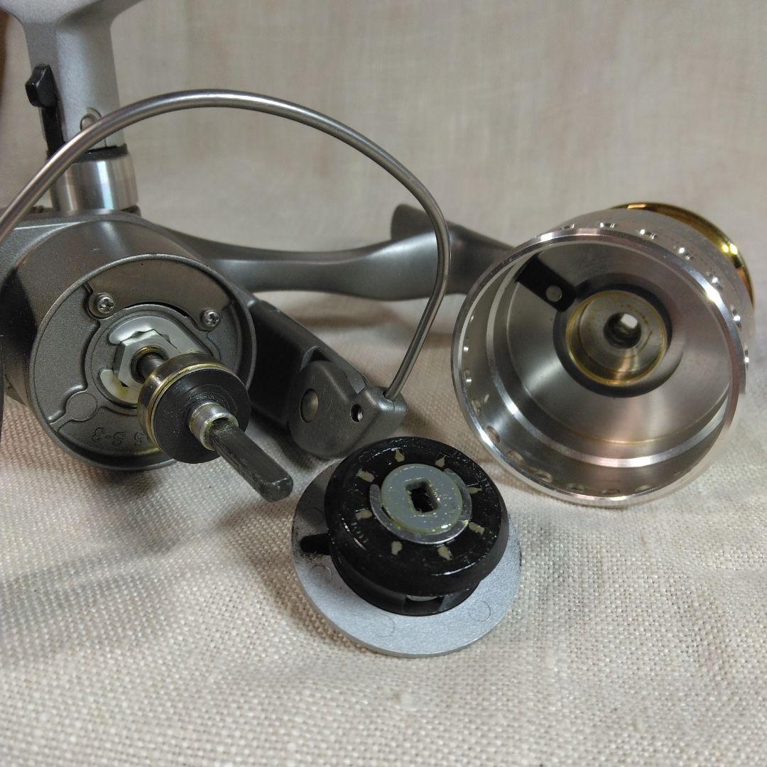 SHIMANO STELLA 3000 スピニングリール