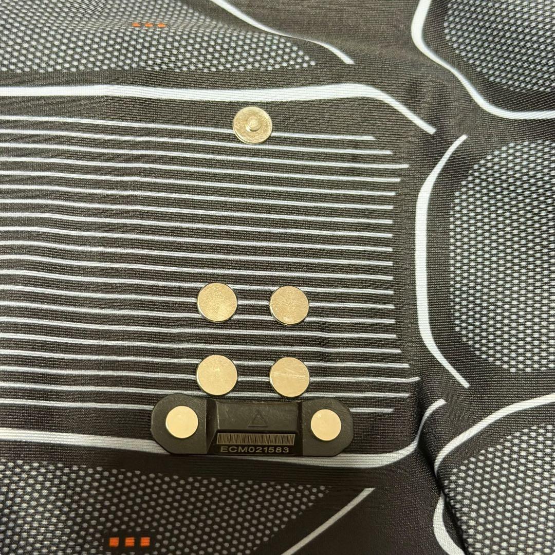 SIXPAD パワースーツライト コアベルト M 極美品 専用コントローラー付