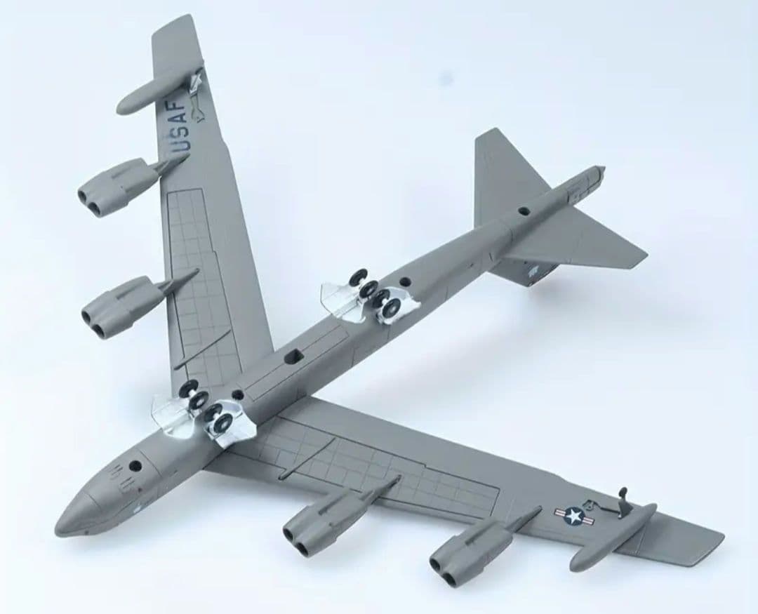 B-52ストラトフォートレス 1/200新品