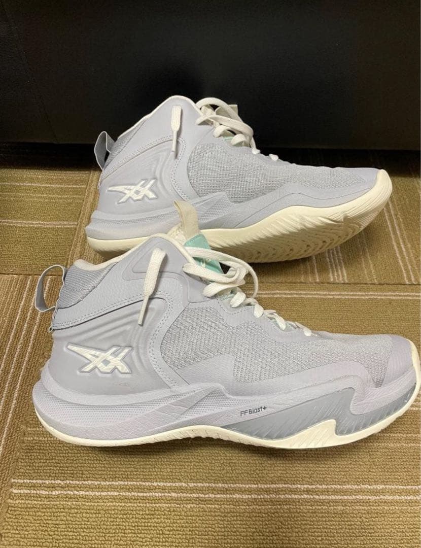 asics NOVASURGE3 26.0cm アシックス　ノヴァサージロー3