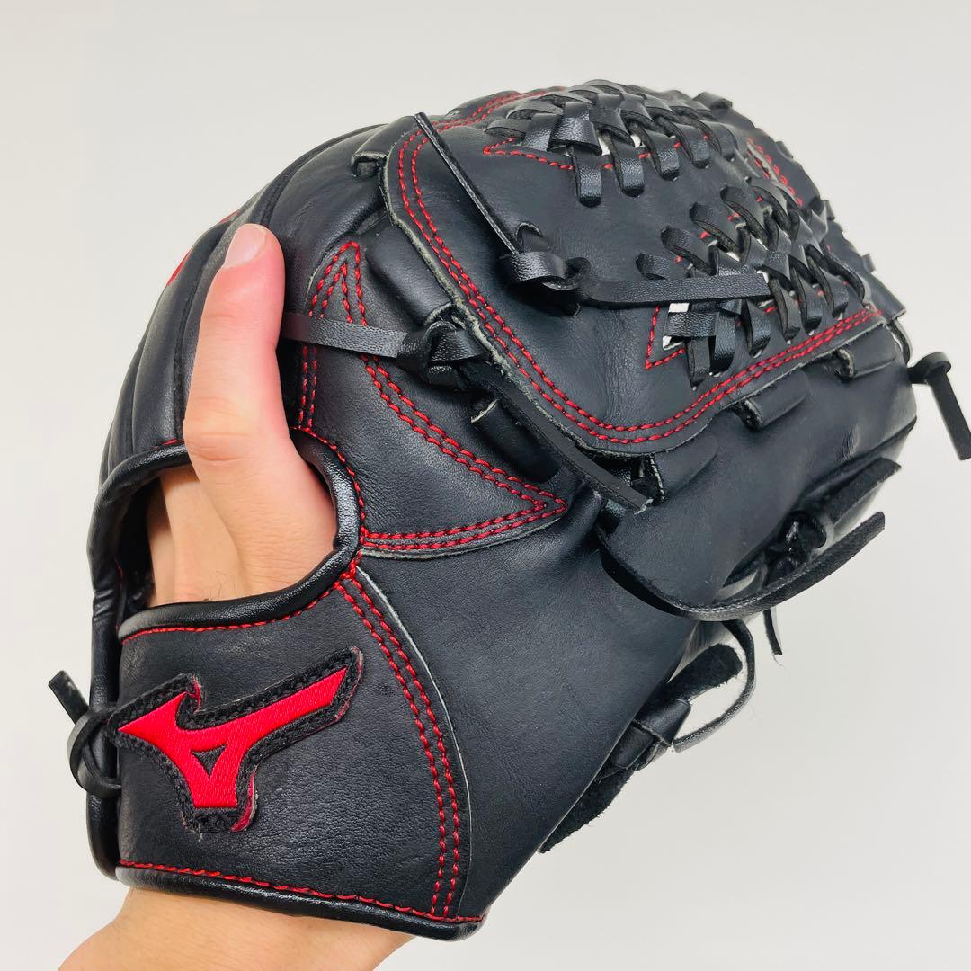 【Mizuno】ミズノ　軟式グローブ 黒/赤 右手用　即戦力　美品