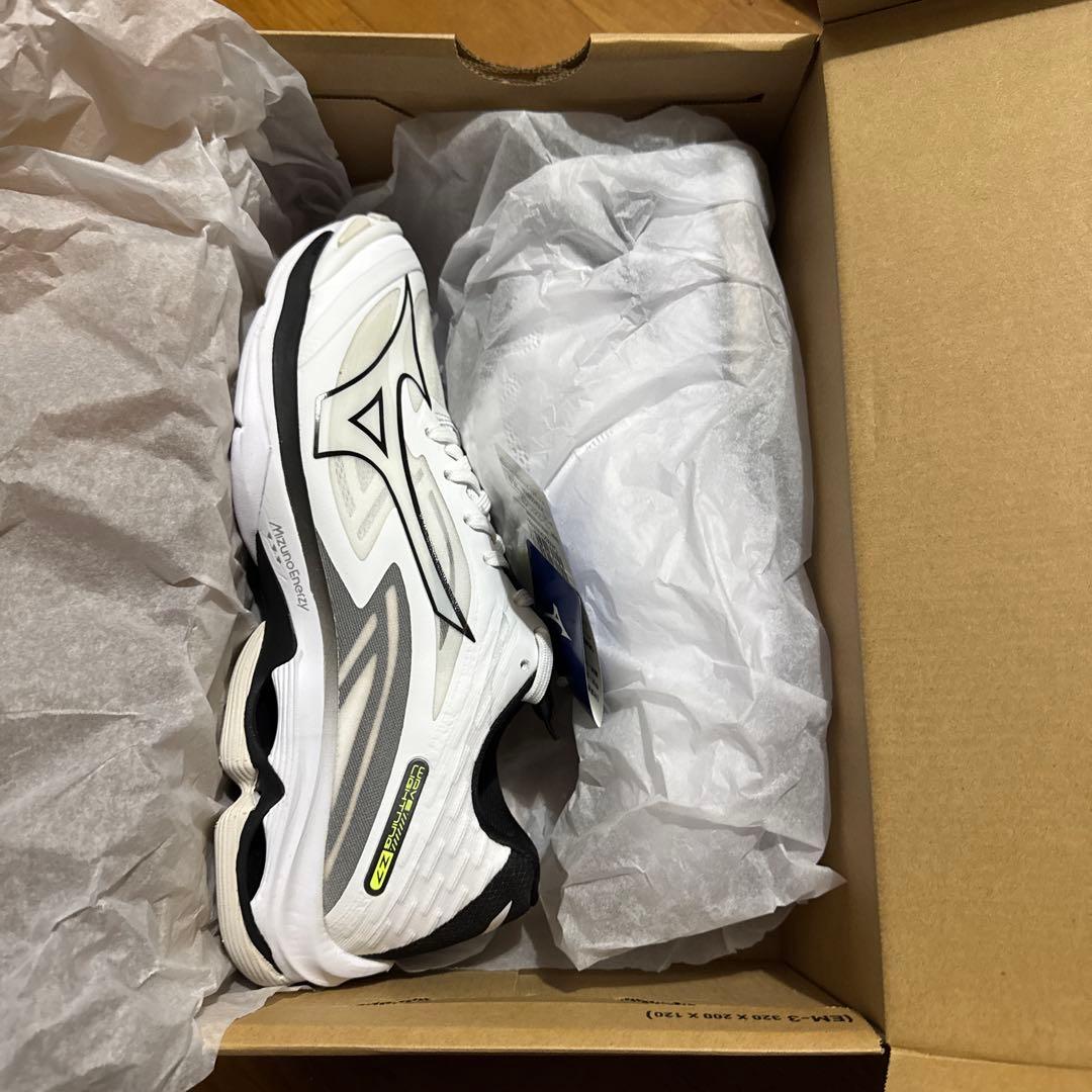 Mizuno ウェーブライトニング Z7 26.0cm