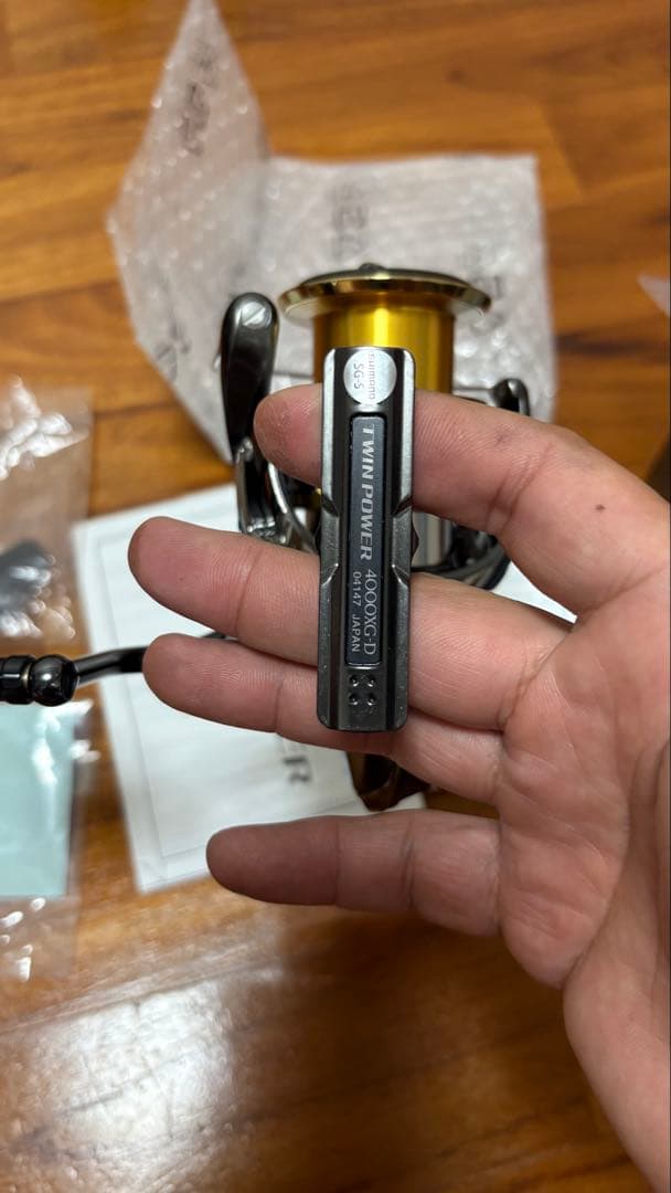 SHIMANO TWIN POWER スピニングリール　4000xg