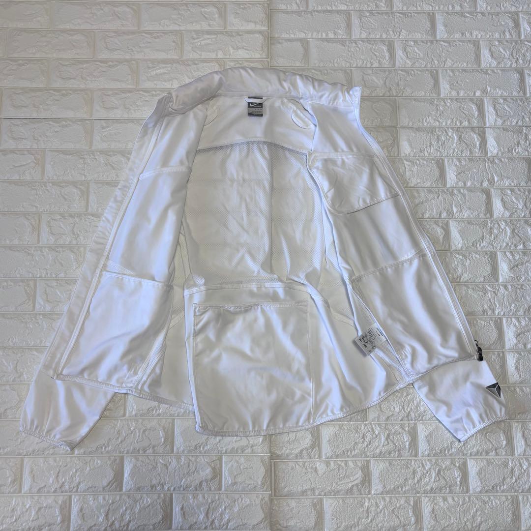 ［新品未使用］NIKE ポケッタブル ランニング ウォーキング パーカー ／XL