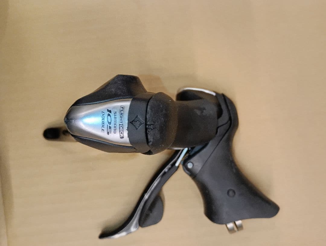 Shimano 105 ST-5600デュアルコントロールレバー2×10
