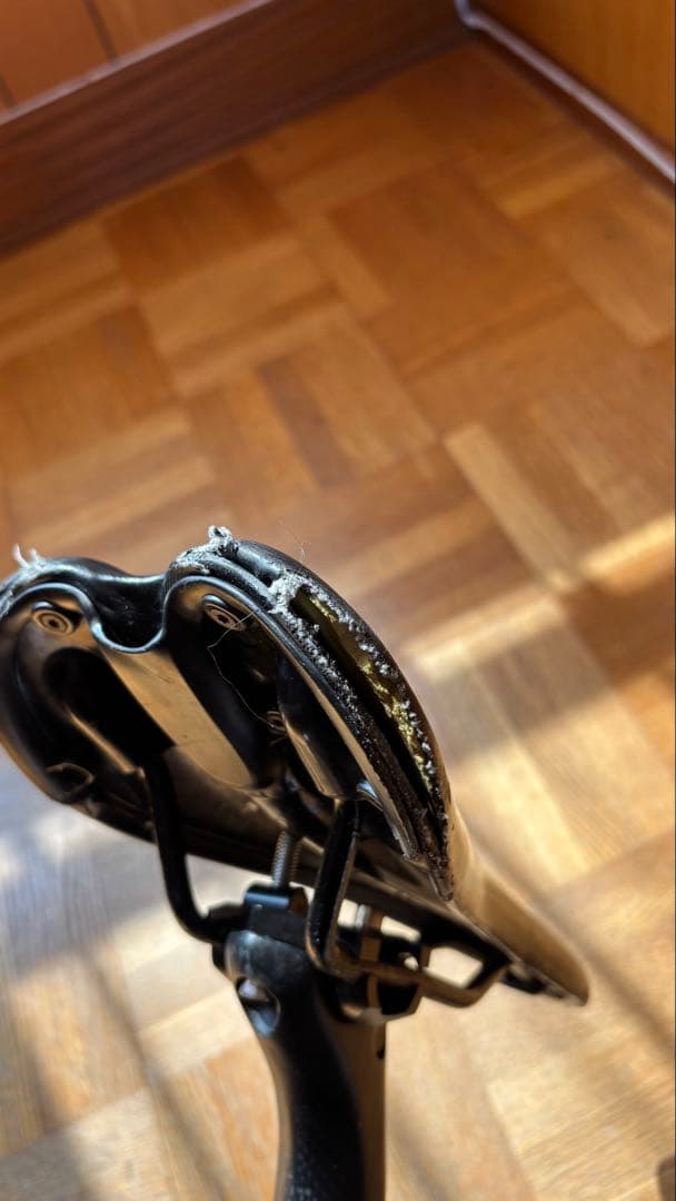チネリ cinelli C WING サドル