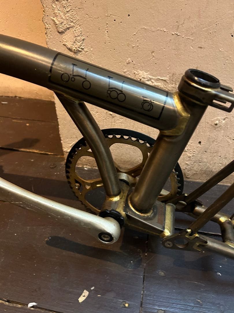 プロンプトン　自転車　フレーム　折り畳み　組立　　サドル　タイヤ