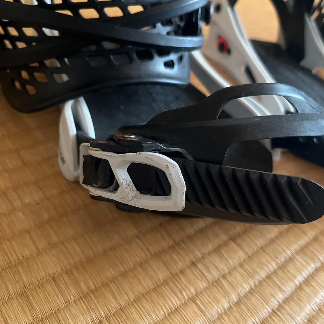 BURTON Genesis Mサイズ バートン　ブラック　バインディング