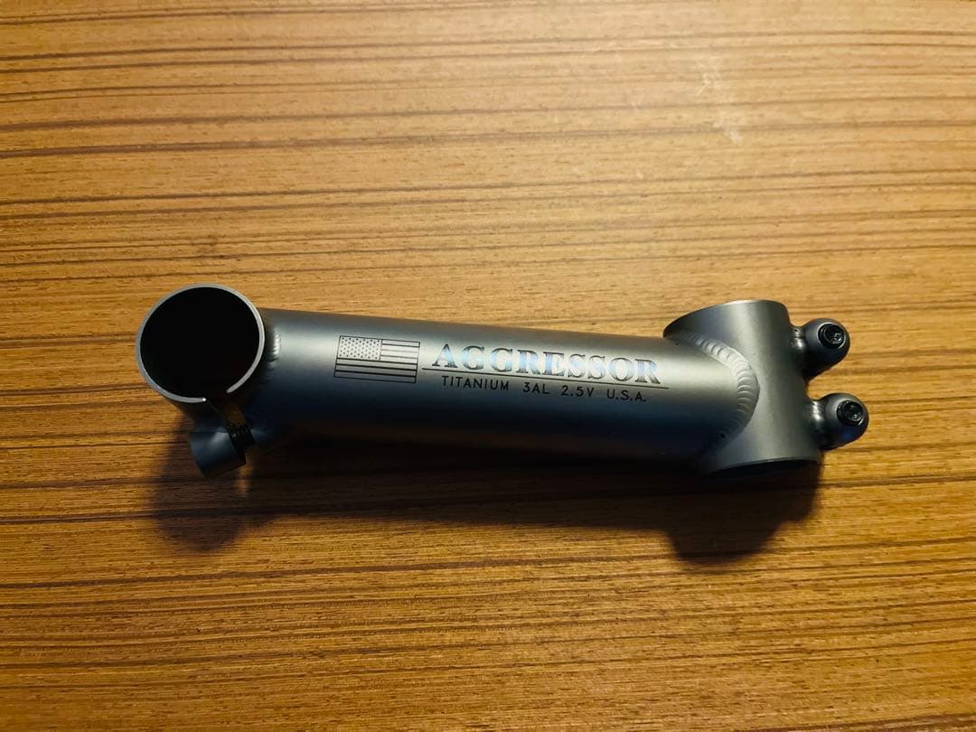 AGRESSOR TITANIUM 3AL 2.5V ステム