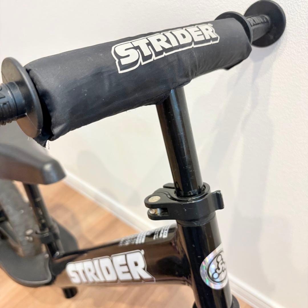 STRIDER！ストライダー12インチブラック黒バランスバイクスポーツモデル
