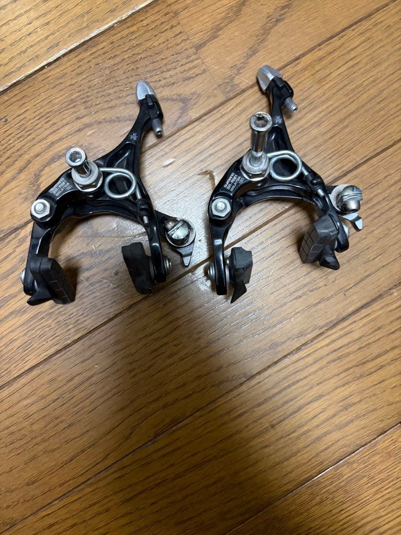 SHIMANO ブレーキキャリパー