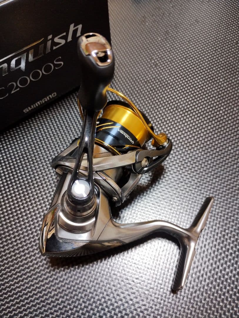 SHIMANO シマノ １６ヴァンキッシュＣ２０００Ｓ 美品 機関良好品